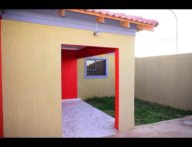 4 BEDROOM HOUSE FOR SALE IN NALEDI